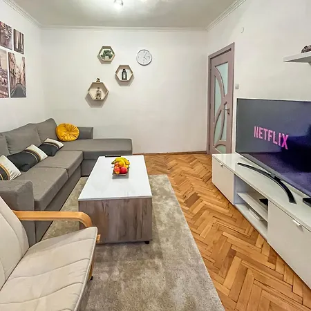 Twin By Ndk And Vitosha Boulevard With 2 Free Parking Spots 公寓 *